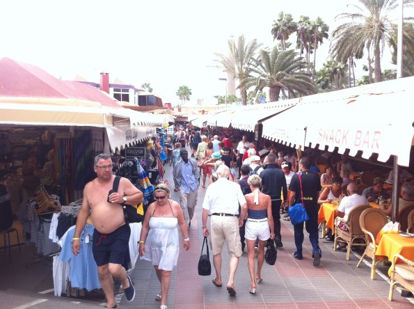 Bleibt vorerst wie es ist: Das Shopping-Center Oasis sollte schon längst abgerissen sein.